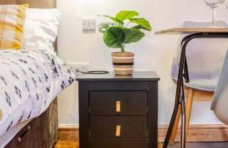 Luxury Industrial Studio Leeds Near Brudenell social club & Headingley Stadium - Photo 11