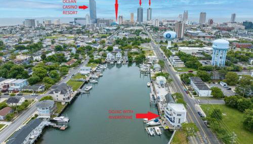 DO with AC 3 Suites Waterfront Marina Home - Foto 2