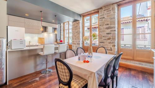 Le Port Neuf - Appartement en coeur de ville historique - Foto 3