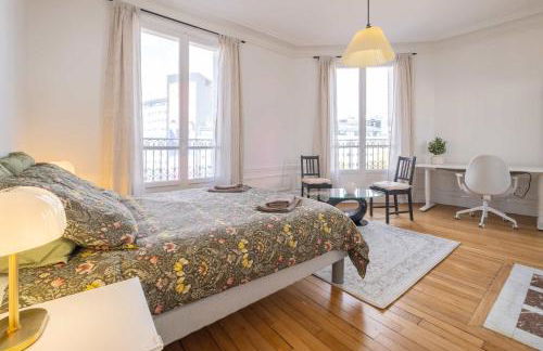 Eiffel Tower View 3BR Balcony - Foto 17