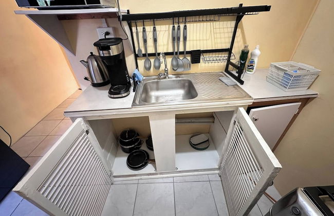 Charming Studio in Port of Spain With Pool Access - Foto 1