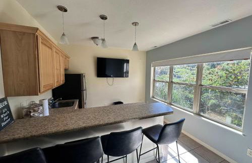 Lake It Easy - Waterfront Getaway with 7 Bedrooms - Foto 36