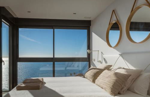 Modern sea front jacuzzi Blue Sky - Photo 19