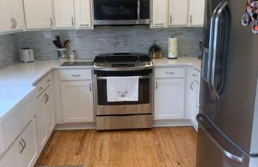 Downtown Rockford Duplex - Foto 8