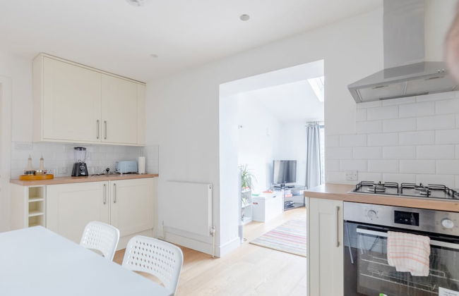 Homely 2BD Flat W/private Patio Near Maida Vale! - Foto 17