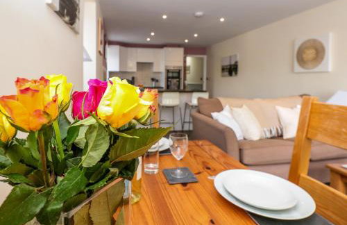 Spanish Boathouse - Photo 7