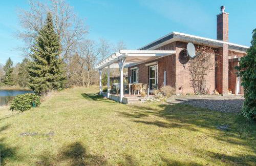 Idyllic Lakeside Cottage - Foto 21