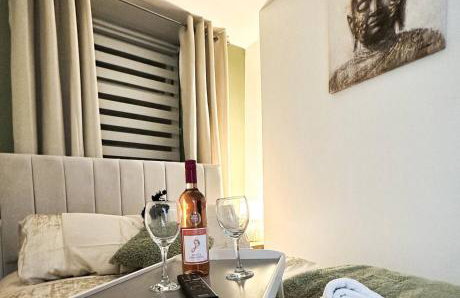 Fabulous Fiery Flat w body shower - Tylorstown - Foto 19