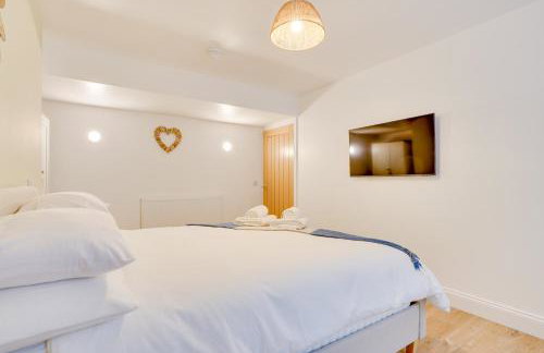 NEW Apt 1 Armatage Flats - Foto 3