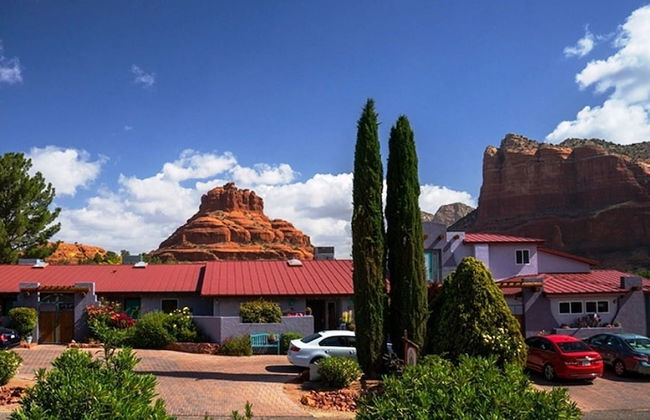 Cozy Cactus Resort ...sorta kinda - Photo 1