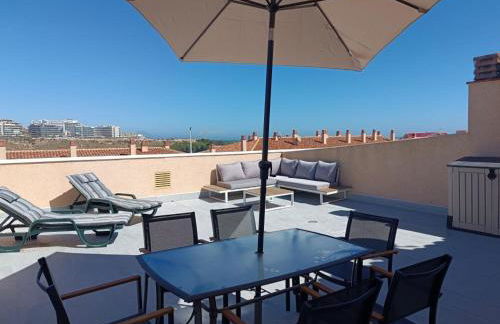 Casa con cálida terraza y piscina R76 by Novadesta - Foto 3