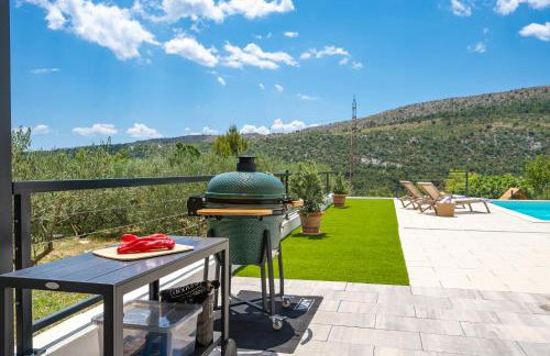 Villa Nacle with Heated Pool and Large Playground near Omis and Split - Photo 8