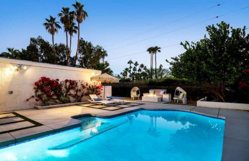 Monterey Manor Interior Designed Home Plus Pool - Photo 60