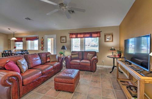 Fort Mohave Family Home with Golf Course Views! - Foto 1