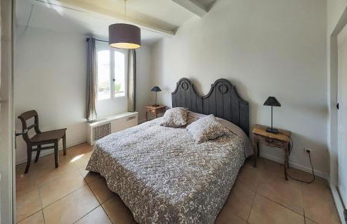 2 Bedroom Awesome Home In Saint-Laurent-De-La-Ca - Foto 17