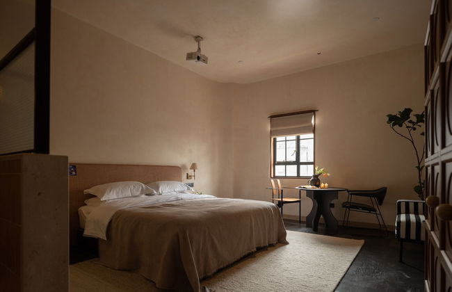 Golden Age Hotel - Photo 19