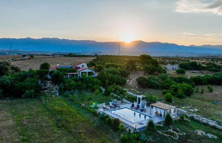 Villa Slatina near Zrce beach - Photo 4