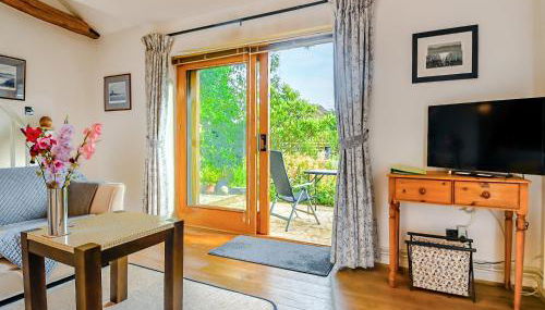 The Cottage Barn - Photo 2