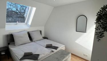 Moderne Wohnung Karlsruhe Neureut, Fußbodenheizung - Regendusche - Waschmaschine - Stellplatz - Foto 2