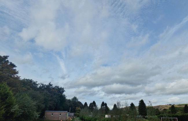 Large Glamping Hut - Riverview 13 - Photo 11