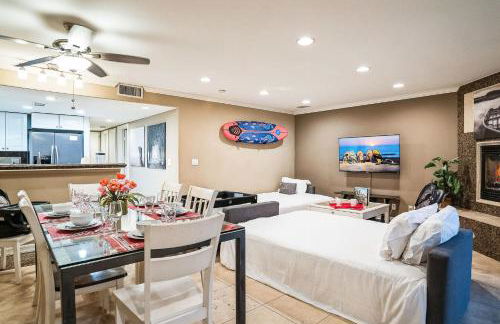 AWESOME 3BR 1 Block To Ocean Fast WIFI C1 - Photo 12