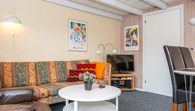 6 Person Holiday Home on a Holiday Park in Hemmet - Foto 5, Zona de estar