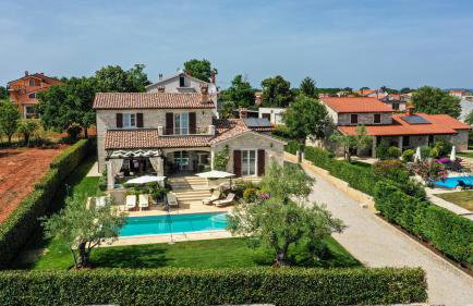 Villa Elizabet - Foto 1