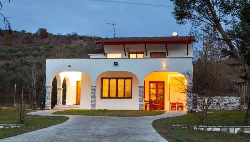 ΜΕΤΕORΑ- KALAMBAKA- TRIKALA-Villa Toscana - Foto 1