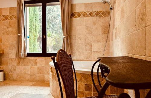 La Détente Provençale - Tennis, Football, Pétanque - Foto 4