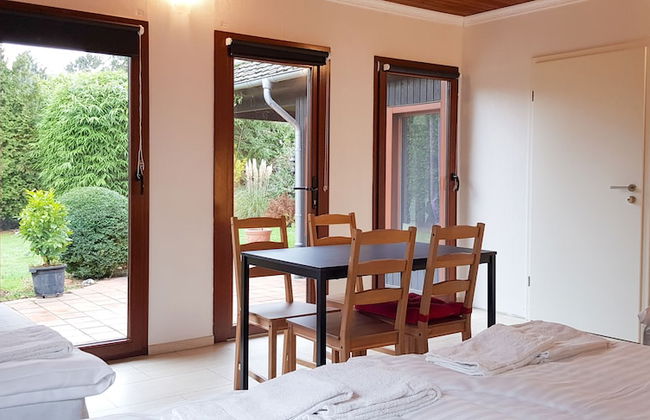 Tolstov-Hotels Beautiful Villa with Big Garden - Photo 9