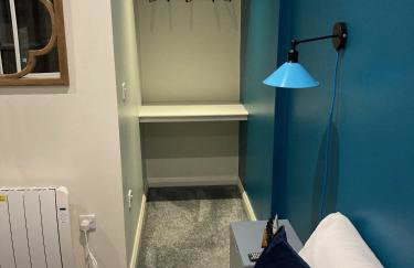 Central Sheffield 3BED 3BATH IV Pent-Apartment - Photo 52