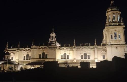 VELALMA -Edificio exclusivo de apartamentos turisticos en Centro histórico-JAEN - Foto 22