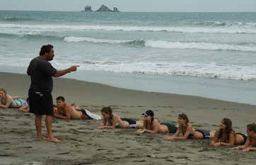Curso de surf en Montañita - Foto 3