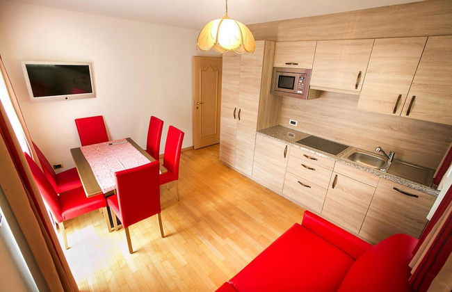 Apartment in Val Gardena Near Ski Slopes - Foto 9