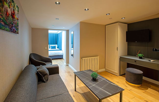 Moss Suites Hotel - Photo 30