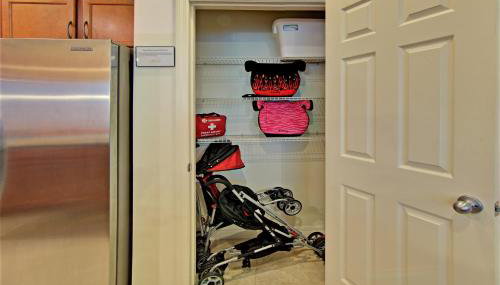 4 Bedroom SunHaven Townhouse with Pool Near Disney - Foto 5