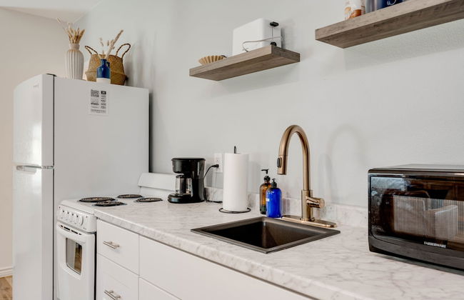 Walk to Lake LV2 EV Charge Fish Hike Pickleball Skyline Club Coming Feb 25 3 Acre Property - Foto 14