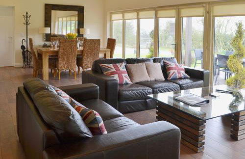 Framlington Villa - Foto 4