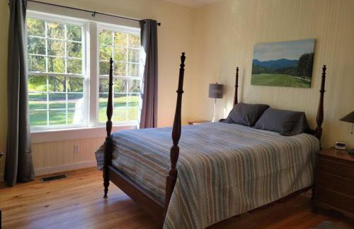 Restored 1900s Historic Home - Jonesboro, VA - Foto 24