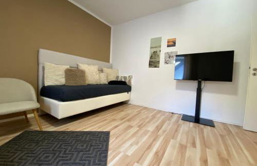 SLEEP WELL Apartments DETMOLD - Tempur Beds- NEU - Top Lage - Free parking - WIFI - Foto 25