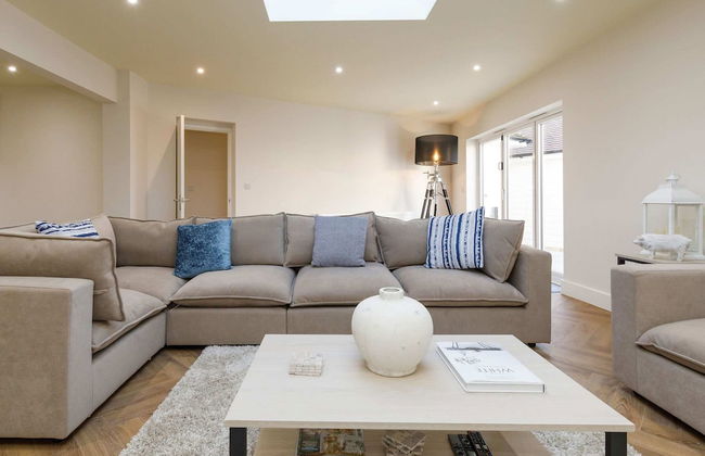 Beautiful 4-bed Close to South Downs Goodwood - Foto 9