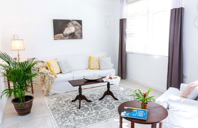 Cattleya's New Kingston Guest Apartment - Foto 13