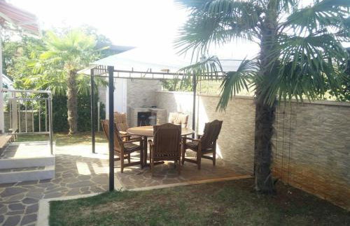 Apartament REMCA w/ private yard + PARKING - Foto 8