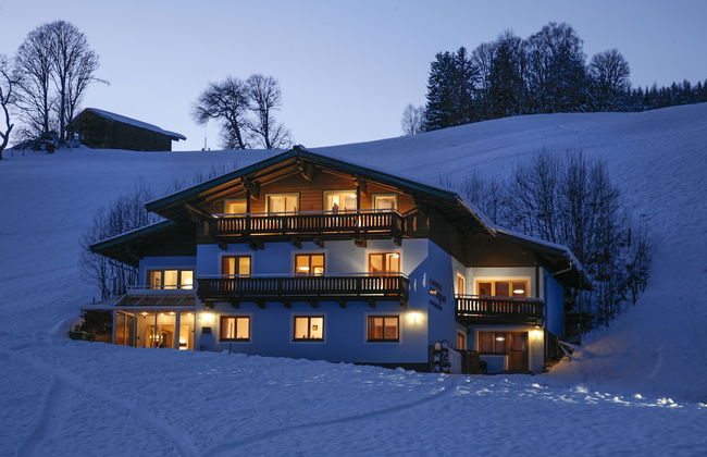 Saalbach Apartments Landhaus Bernkogel - Foto 1