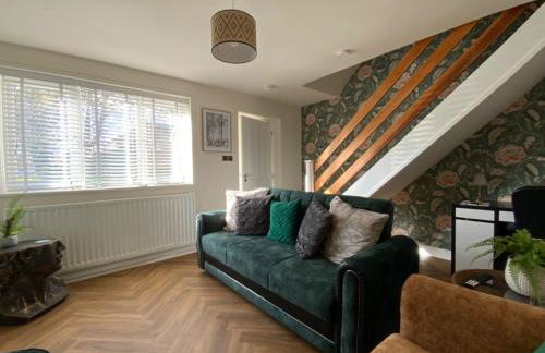 Group Contractor Stay 3 Bed House Bedford Parking WiFi - Foto 38