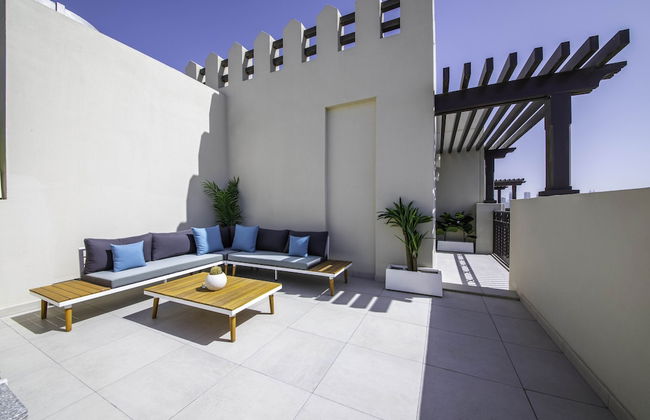 Maison Privee - Exclusive Luxury 3BR Apt with scenic views of Burj Al Arab - Foto 25