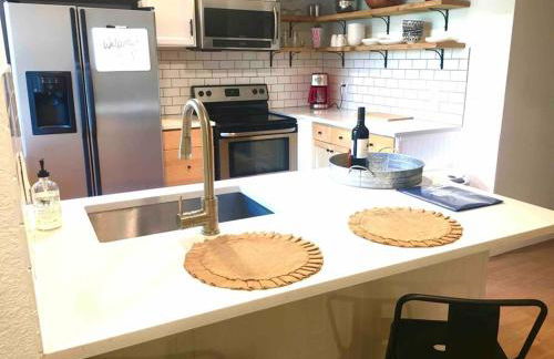 Walkout Garden Bungalow Between Boulder & Denver. - Foto 13