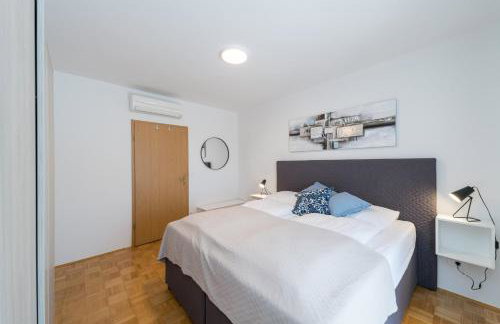 Villa Esea: Poolside Paradise & Relaxing Retreats - Foto 37