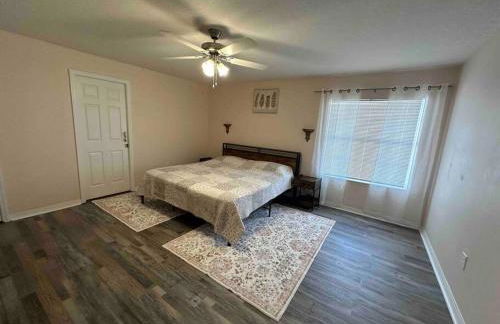 Tranquility Home near Beaches - Foto 1