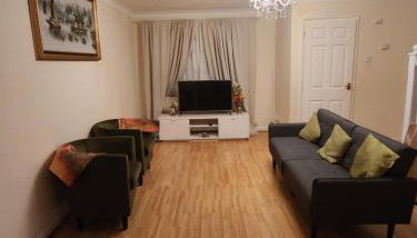 Captivating 3-Bed House in Kent - Foto 1